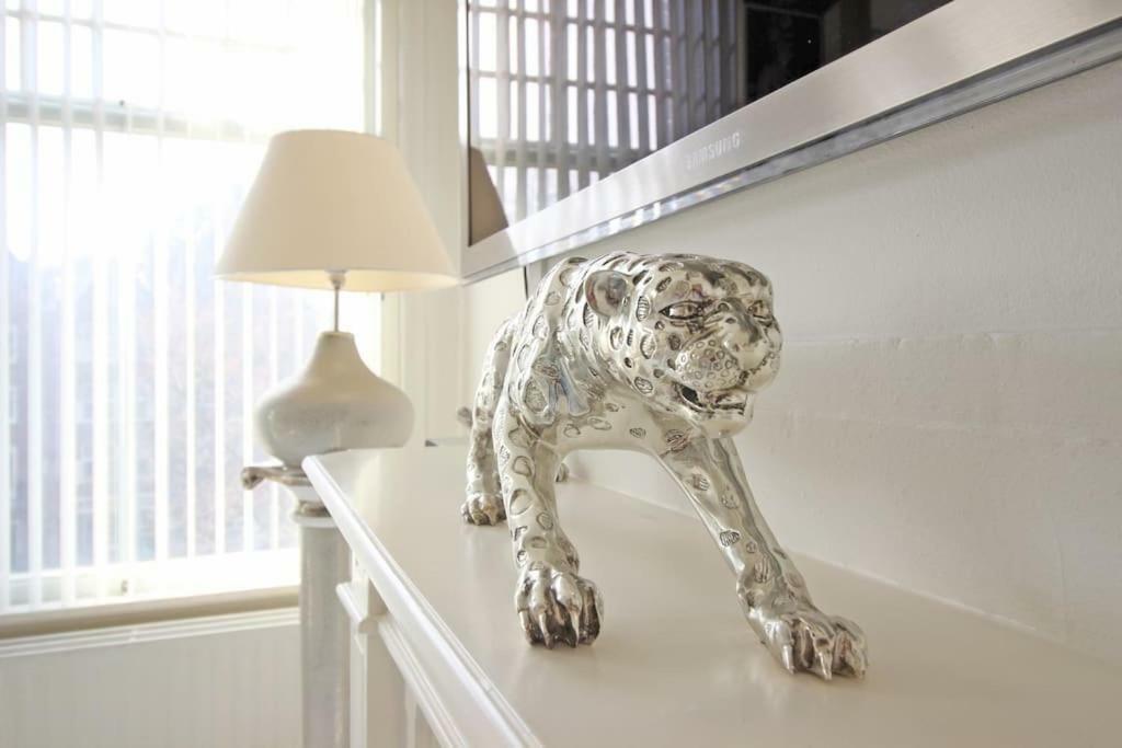 White Luxury Penthouse In City Centre Amsterdam Esterno foto