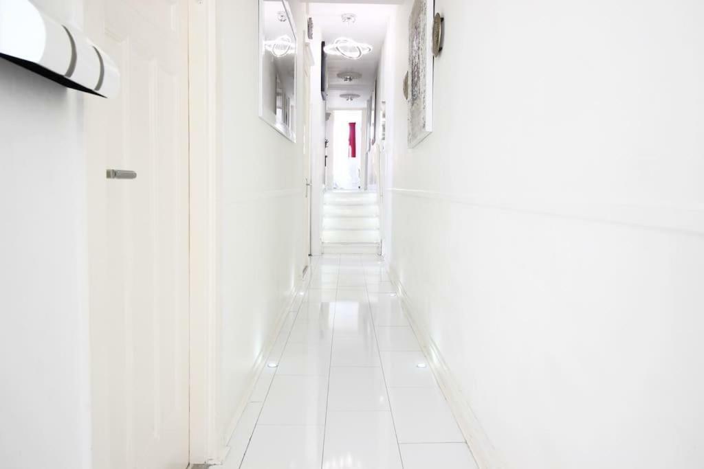 White Luxury Penthouse In City Centre Amsterdam Esterno foto